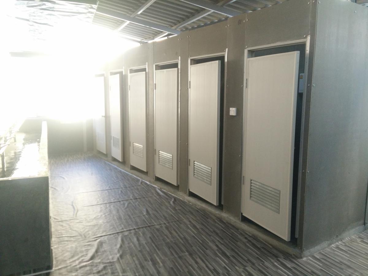 X Kingdom Guest House Τσιάνγκ Μάι Εξωτερικό φωτογραφία